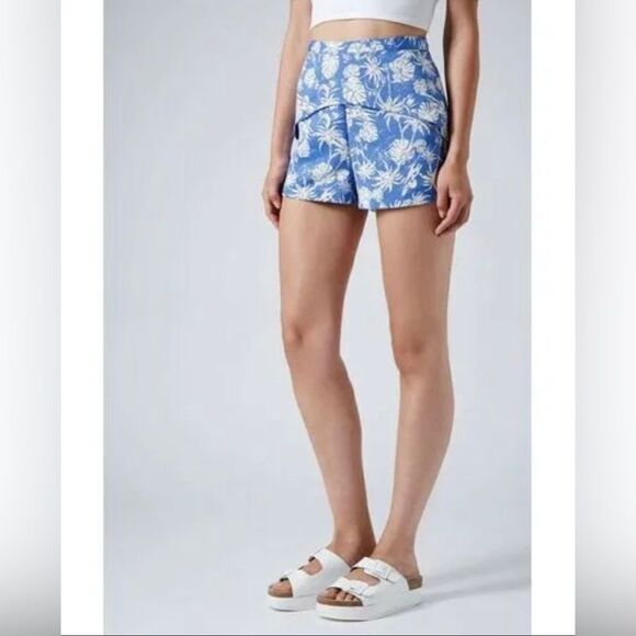 Topshop Blue and White Beachy Shorts Size 8P Preppy Peplum Palm Trees - Picture 3 of 7
